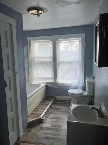 1043 Seymour Avenue, Columbus, OH 43206