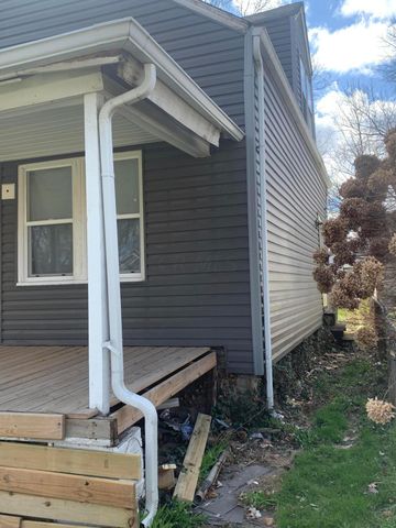 1043 Seymour Avenue, Columbus, OH 43206