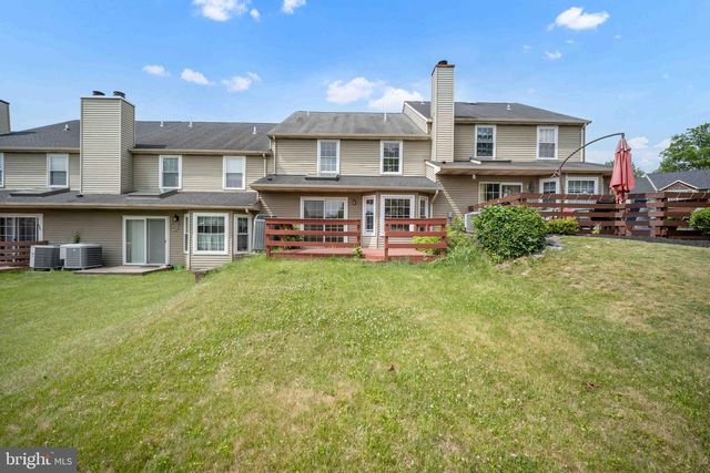 115 MULBERRY DR, Southampton, PA 18966
