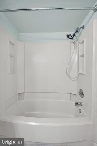 115 MULBERRY DR, Southampton, PA 18966