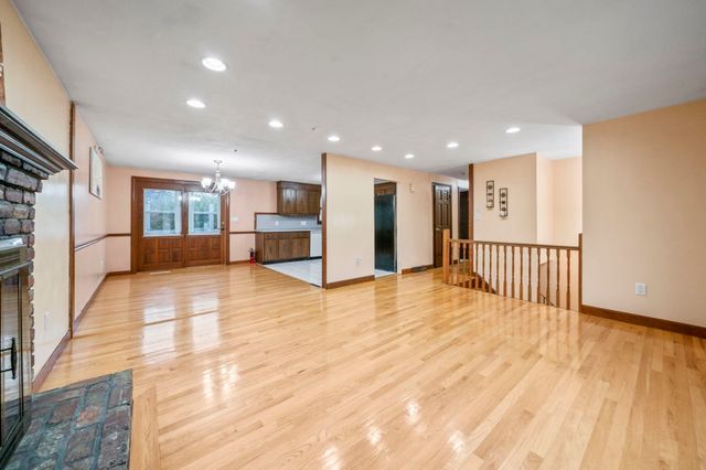 9 Vine Street, Randolph, MA 02368