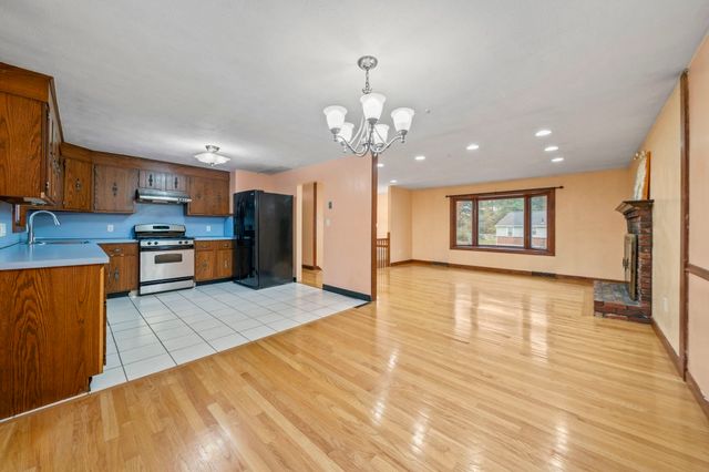 9 Vine Street, Randolph, MA 02368