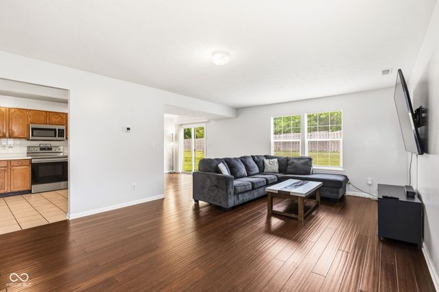 10971 Bellflower Court, Indianapolis, IN 46235