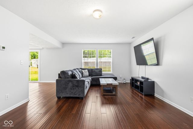 10971 Bellflower Court, Indianapolis, IN 46235