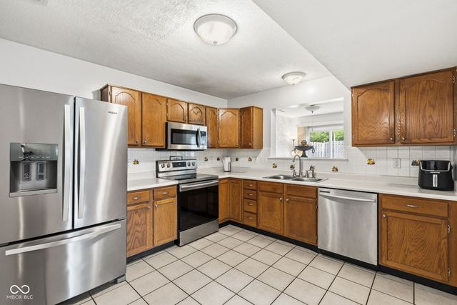 10971 Bellflower Court, Indianapolis, IN 46235