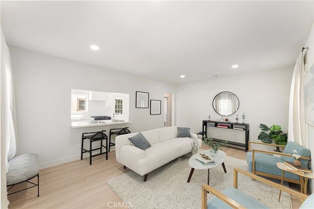 2626 Crestmoore, Los Angeles, CA 90065