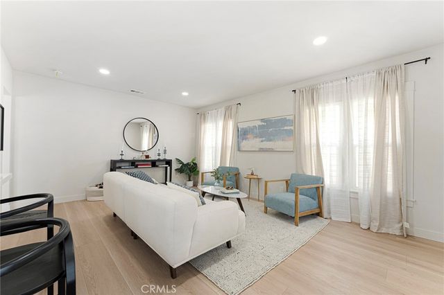 2626 Crestmoore, Los Angeles, CA 90065