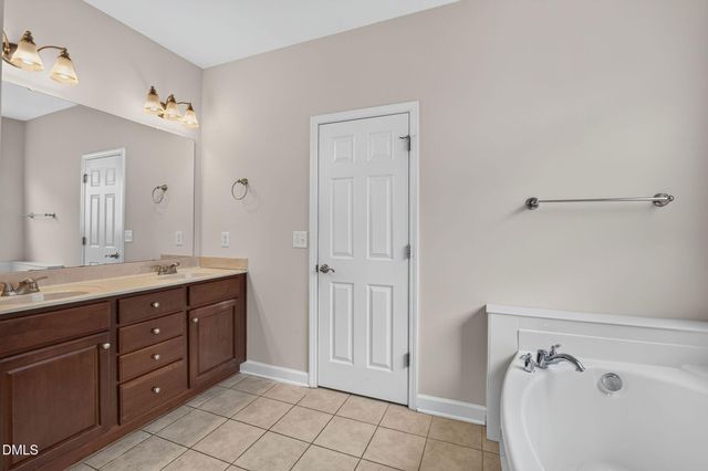 5208 Holly Ridge Farm Road, Raleigh, NC 27616