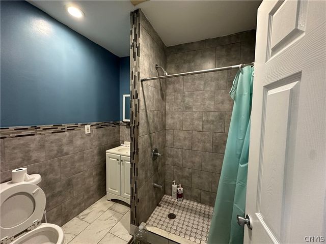 115 Douglas Street, Syracuse, NY 13203