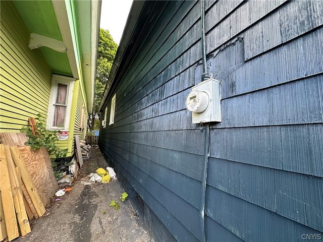 115 Douglas Street, Syracuse, NY 13203
