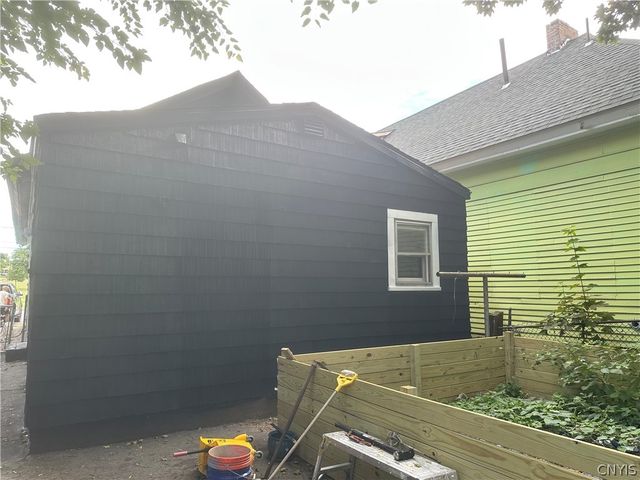 115 Douglas Street, Syracuse, NY 13203