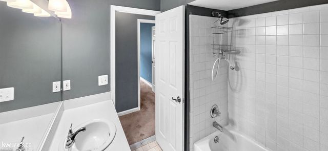 45431 Nottingham Drive, Macomb, MI 48044