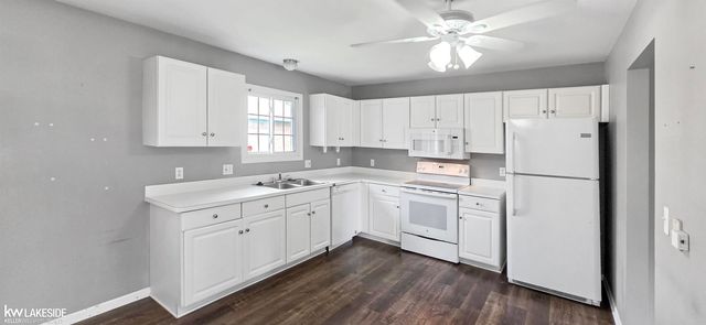 45431 Nottingham Drive, Macomb, MI 48044