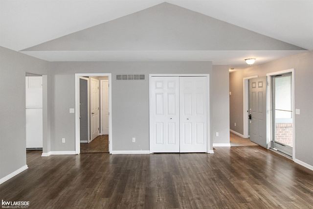 45431 Nottingham Drive, Macomb, MI 48044