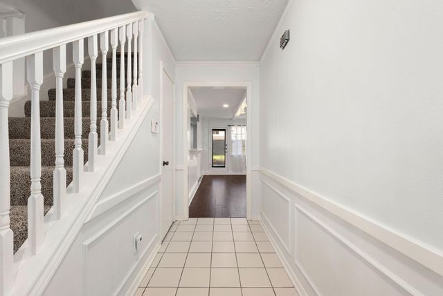 5938 Foresthaven Drive, Houston, TX 77066