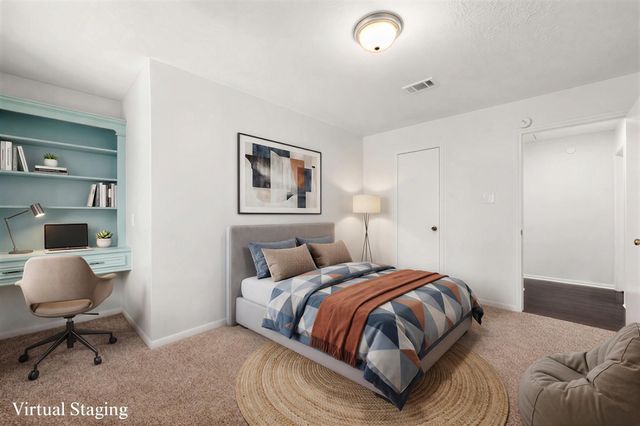 5938 Foresthaven Drive, Houston, TX 77066
