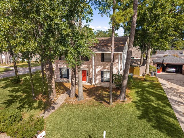 5938 Foresthaven Drive, Houston, TX 77066