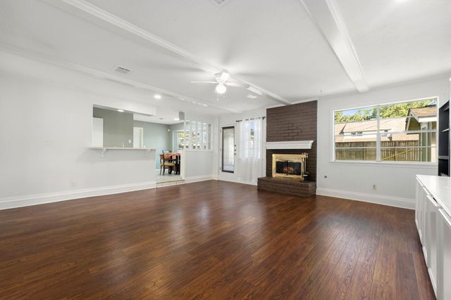 5938 Foresthaven Drive, Houston, TX 77066