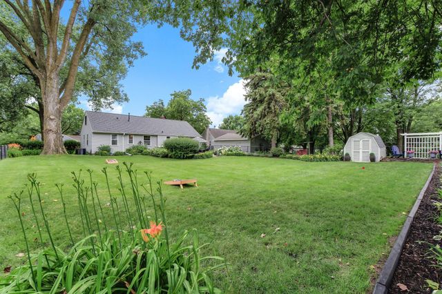 1827 44th Avenue NE, Columbia Heights, MN 55421