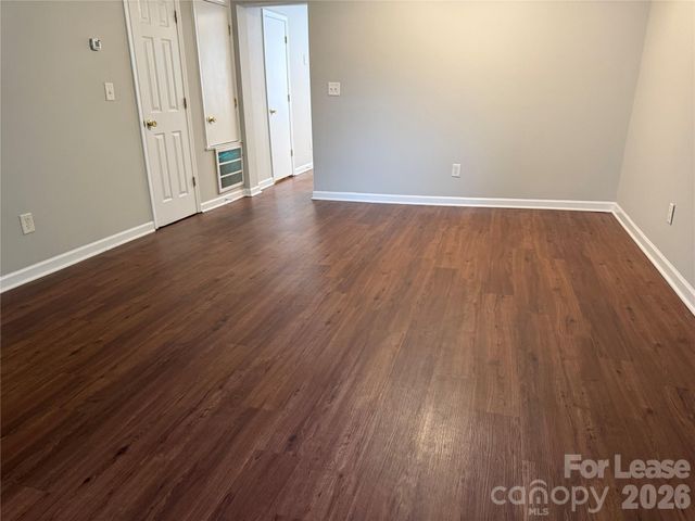 11037 Hunter Trail Lane, Charlotte, NC 28226