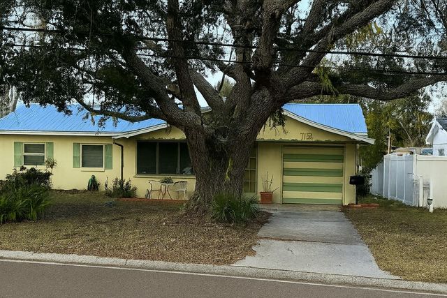 7833 CAUSEWAY BOULEVARD S, St Petersburg, FL 33707