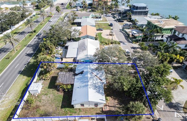 7833 CAUSEWAY BOULEVARD S, St Petersburg, FL 33707