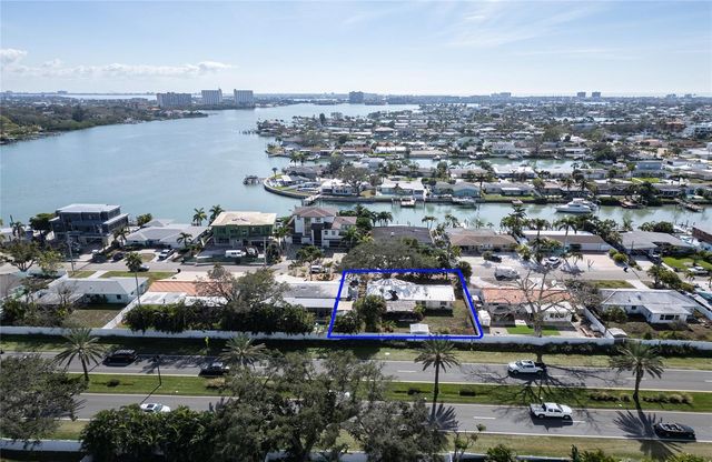 7833 CAUSEWAY BOULEVARD S, St Petersburg, FL 33707