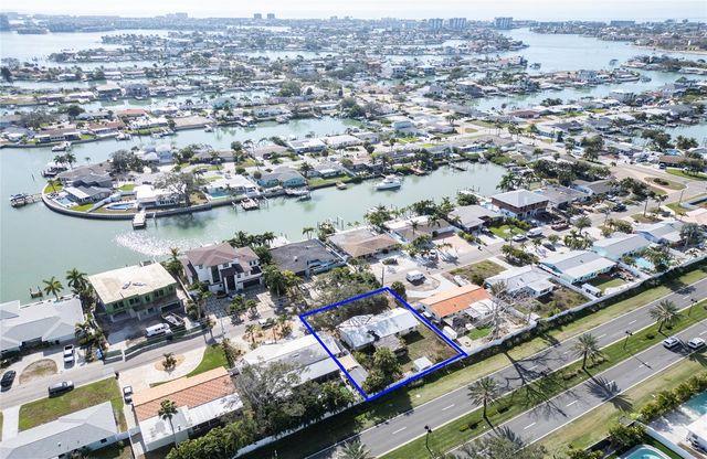 7833 CAUSEWAY BOULEVARD S, St Petersburg, FL 33707