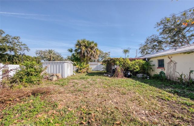 7833 CAUSEWAY BOULEVARD S, St Petersburg, FL 33707
