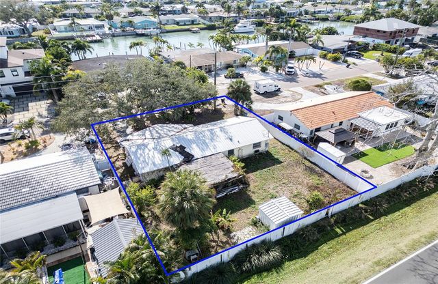 7833 CAUSEWAY BOULEVARD S, St Petersburg, FL 33707