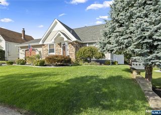 26 Mount Vernon Street, Nutley, NJ 07110