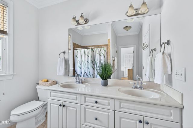 945 Alden Bridge Drive, Cary, NC 27519