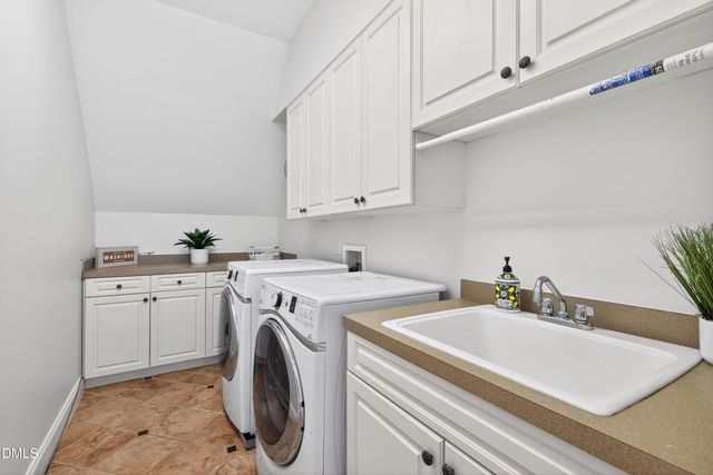945 Alden Bridge Drive, Cary, NC 27519