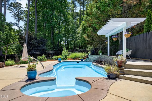945 Alden Bridge Drive, Cary, NC 27519