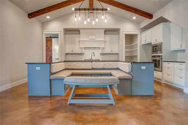 342 County Road 368 Road, Mico, TX 78056