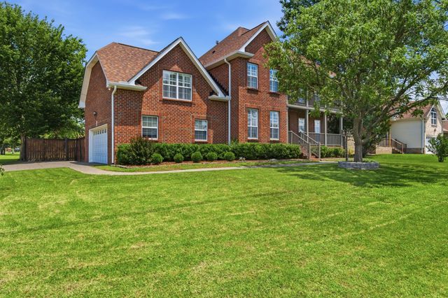 465 Remington Ave, Gallatin, TN 37066