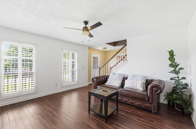 465 Remington Ave, Gallatin, TN 37066