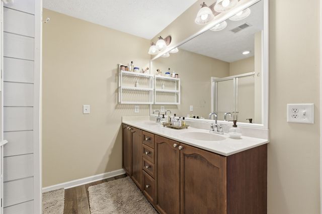 465 Remington Ave, Gallatin, TN 37066