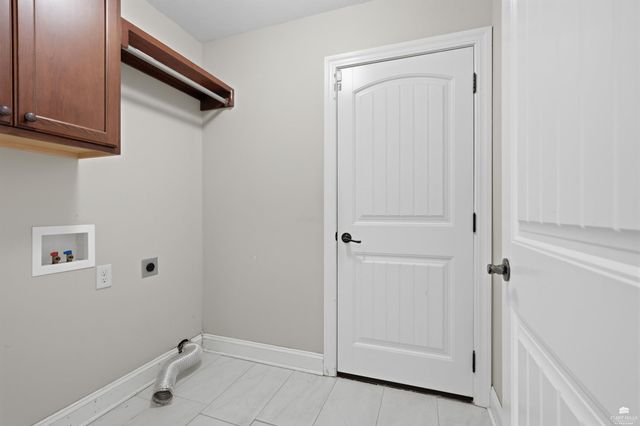 1001 Dagen Lane, Junction City, KS 66441