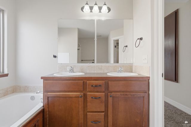 1001 Dagen Lane, Junction City, KS 66441