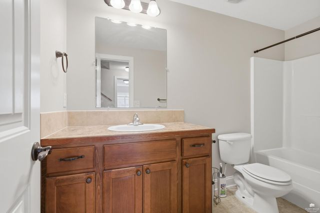 1001 Dagen Lane, Junction City, KS 66441