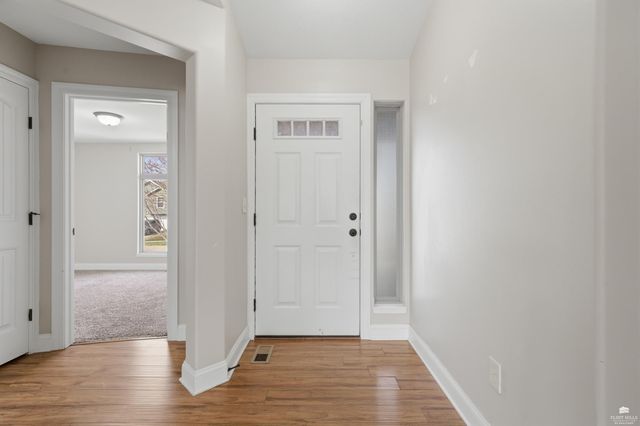 1001 Dagen Lane, Junction City, KS 66441