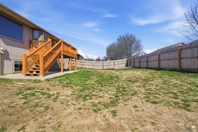 1001 Dagen Lane, Junction City, KS 66441