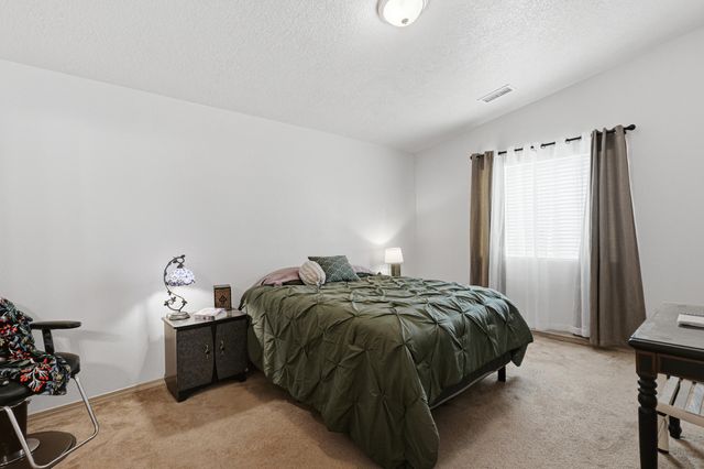 34 Salida Del Sol, Los Lunas, NM 87031