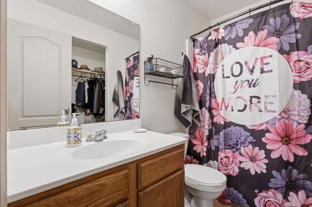 34 Salida Del Sol, Los Lunas, NM 87031