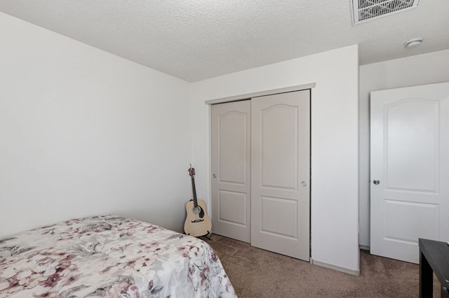 34 Salida Del Sol, Los Lunas, NM 87031