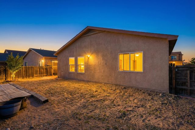 34 Salida Del Sol, Los Lunas, NM 87031