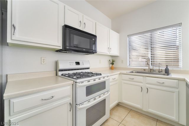 6463 Saddle Up Avenue 102, Henderson, NV 89011