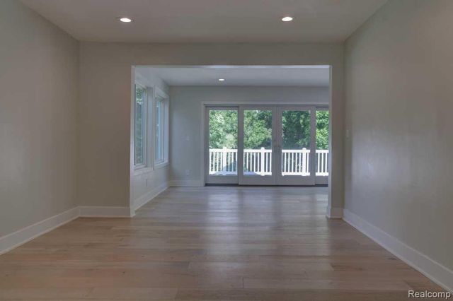 2973 Thorncrest Drive, Grand Rapids, MI 49546