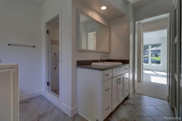 2973 Thorncrest Drive, Grand Rapids, MI 49546